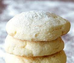 Dah beli pun biskut cheese semasa ke giant hampir sebulan yang lepas tapi hajat asyik. Resipi Biskut Krim Keju The Yunfila