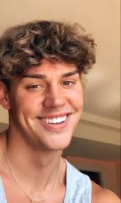 He has over 3.72 millions net worth, salary, and income. Pin On Noah Beck