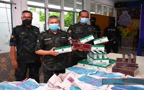 Korps brigade mobil kepolisian republik indonesia atau sering disingkat korps brimob polri adalah kesatuan operasi khusus yang bersifat paramiliter milik polri. Bernama Pga Briged Tengah Rampas Arak Rokok Seludup Rm1 45 Juta
