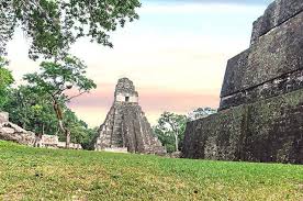 Gran Plaza Tikal Peten Guatemala Guatemalaphotostock Paisaje Landscape Landscapephotography Travelphotography Travel Photography Tikal Natural Landmarks
