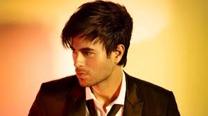 Get the latest hairstyles of the great spanish singer enrique iglesias hairstyle with full tips and step by step make enrique iglesias haircut and most of the people tried to make hairstyles like enrique iglesias and they easily got. 2015 Enrique Iglesias Hairstyles Youtube