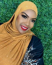 𝐉𝐞𝐧𝐞𝐯𝐚 𝐙𝐨𝐲𝐚 𝐄𝐝𝐰𝐚𝐫𝐝𝐬