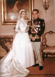 Grace Kelly 1 Page 465 The Fashion Spot Grace Kelly Wedding Dress Grace Kelly Wedding Famous Wedding Dresses