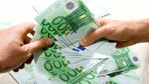 L'argent liquide est le moyen de payement majoritairement utilisé en thaïlande. Paiement En Cash Maximum 3000