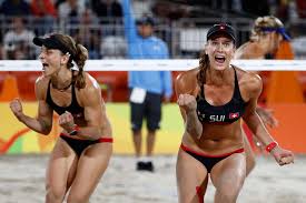 Find the perfect beachvolleyball 2 frauen stock photos and editorial news pictures from getty images. Neues Top Team Bei Den Frauen Nzz