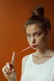 Hizli Resim Hizli Ve Kolay Resim Paylasimi Resim Yukle Resim Paylas Teenager Photography Face Freckles Girl