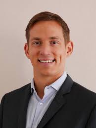 Very excited to join the First Amendment Clinic and work with local news  outlets around the New York City area. I know from my days as a state house  reporter how important