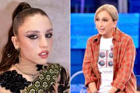 Sanremo, Angelina sul palco: la reazione della mamma Laura Valente, il  retroscena
