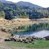 萬宜水庫（英語：high island reservoir；民間俗稱「萬宜湖 或 糧船灣水庫」）位於香港西貢區，是香港儲水量最大的水庫，容量達2.81億立方米。萬宜水庫由當時的港英政府興建，工程計劃於1969年展開，1971年動工，1978年11月底完工，是香港最新建成的水塘，連. 1