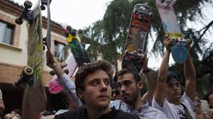 Mcmullan was last seen saturday night outside a pub on the south side of the. London Bridge Attack Spain Honours Skateboarding Hero Bbc News