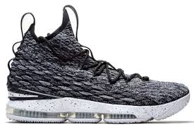 Not many players have been able to come in the league with a shoe from nike ready and waiting for them. Lebron James All His Signature Sneakers Through The Years Hoopshype