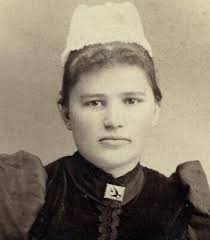 pretty mother w baby, strange hat, antique Cabinet Card, 1880's Budapest