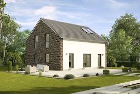 Satteldach Haus Modern Ohne Dachuberstand Mit Klinker Putz Fassade Einfamilienhaus Bauen Ideen Fertighaus Magnolienalle Einfamilienhaus Haus Architektur Haus
