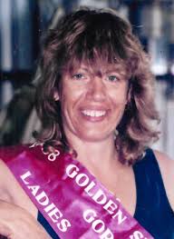 📚 New Hall of Fame Bio 📚 Cathy Richards Cathy Richards became the 45th  member inducted into the THPA Hall of Fame at the 2019 Texas State Singles  in Kilgore. Cathy joined