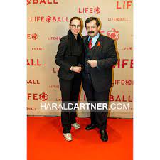 Werner gruber hat zahlreiche aufführungen, performances, ausstellungen und events. Offizielle Webseite Von Fotograf Ing Harald Artner