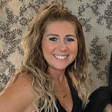 Tricia Theriot's Instagram, Twitter & Facebook