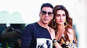 Kriti sanon height, weight, age, boyfriend and family. Akshay Kumar Takes Kriti Sanon Under His Wing