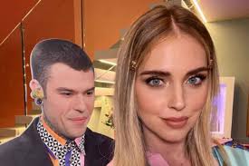 2 (us) / 32 (eu), taglia di reggiseno: Chiara Ferragni Vicina Al Parto L Indizio Sui Social Quando Nasce La Figlia