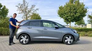 Maybe you would like to learn more about one of these? Honda Jazz E Hev 2020 Der Ist Nur Aussen Klein Autonotizen