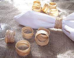.pliage de serviette en papier pour noel facile video porte serviette bois flotté rond de serviette personnalisé avec photo rond de serviette noel a faire pas cher rond de serviette mariage strass faire son spa soi meme pliage de serviette pour mariage champetre pliage de serviette pour. Ronds De Serviette Sont Facile A Faire Soi Meme