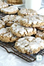 Iced Oatmeal Raisin Cookies Grateful Prayer Thankful Heart Iced Oatmeal Cookies Oatmeal Raisin Cookies Oatmeal Cookies Chewy