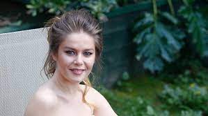 1989 yılında antalya'da doğan burcu biricik, ege üniversitesi arkeoloji bölümü mezunudur. Burcu Biricik Kimdir Burcu Biricik Nereli Ve Kac Yasinda Magazin Haberleri