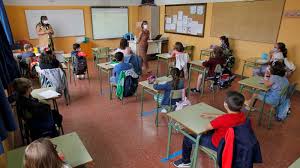 Fortalecimiento de las clases presenciales y la перевод clases presenciales на русский. Propuestas Del Gobierno Para El Proximo Curso Escolar