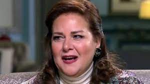 ومازالت الفنانة دلال عبدالعزيز، منذ لحظة مرضها وهي لا تطلب شيئا من الأطباء، سواء السؤال بشكل دائم عن زوجها الراحل الفنان سمير غانم، الذي لا تعرف خبر وفاته حتى الآن، وذلك بناء على طلب من. Tdyck02ia6jmzm
