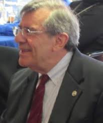 A Swan Song for Longtime Global Business Professor David Bruce