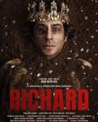Okan Bayülgen'in 'Richard'ı sahnede