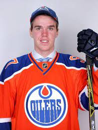Oilers Select Connor Mcdavid With 1st Pick In Nhl Draft Cbc Sports Connor Mcdavid Mcdavid Oilers