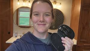 Amazon.com: Juego de manicura cortaúñas, cortaúñas y cortaúñas, cortador de  uñas de acero inoxidable afilado y duradero con estuche de metal para  hombres y mujeres, color negro : Belleza y Cuidado Personal