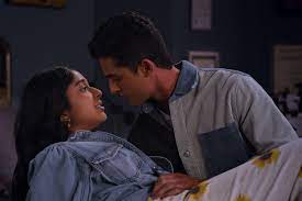 Never Have I Ever highlights the rarity of South Asian couples on TV. Then  it breaks up with one | Salon.com