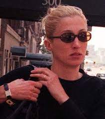 Simple Wedding Ring Carolyn Bessette Kennedy Carolyn Bessette Kennedy Style Cartier Tank