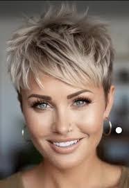 Yvette Binder's Instagram, Twitter & Facebook