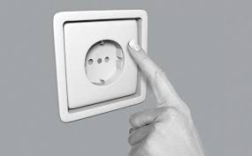 A Genius Wall Socket That Can Be Popped Out To Reveal 4 Additional Outlets Electricity Outlet Power Outlet