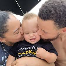 Now, steph's son is getting his first taste of the game, and it's pretty damn cute. Watch Steph Curry Sing Hamilton And Eat Ice Cream With His Daughters Riley And Ryan Fun Times