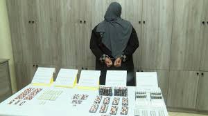 Pseudo123 , je suis pas en france je suis en algérie et la boîte en question c'est du xamadol , donc tu peux aller te renseigner. Ø´Ø§Ù‡Ø¯ Ø§Ù„Ø¯Ø±Ùƒ Ø§Ù„ÙˆØ·Ù†ÙŠ Ø¨ÙˆÙ„Ø§ÙŠØ© Ø§Ù„Ø¬Ø²Ø§Ø¦Ø± ÙŠØ·ÙŠØ­ Ø¨ÙØªØ§Ø© ØªØªØ§Ø¬Ø± ÙÙŠ Ø§Ù„Ù…Ù…Ù†ÙˆØ¹Ø§Øª Youtube