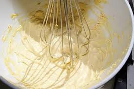 La Meilleure Recette De Mayonnaise Allegee L Essayer C Est L Adopter 5 0 5 4 Votes 8 Commentaires Ingredients 1 Jaune D œuf Cuit Du Desserts Food Sauce