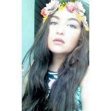 Kelly Ancona's Instagram, Twitter & Facebook