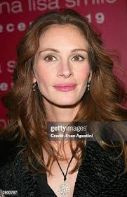 1,110 Mona Lisa Smile Photos & High Res Pictures