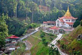 Entah mereka yang saya kenal maupun selentingan saya adalah anak pertama dari sebuah keluarga yang serba berkecukupan walaupun tidak kaya raya. Escape To Asli Farm Resort Car Camping Car Camping Malaysia Mcc