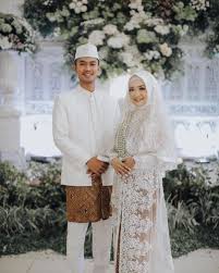 Terimakasih sudah berkunjung, semoga bisa ketemu lagi di postingan lainnya. 11 Ide Kebaya Hijab Nuansa Putih Untuk Momen Akad Demi Ayu Paripurna Di Hari Istimewa