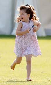 Prinzessin Charlotte Ist Das Coolste Kind Der Royals Schweizer Illustrierte Prinzessin Charlotte Prinzessin Kate Konigliche Babys