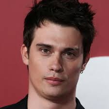 Watch Red, White & Royal Blue (2023) Full Movie Online