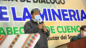 Ejecutivo envía 18 proyectos a. Gobernador De Ayacucho Participa De La Mesa De Dialogo Sobre Problematica De La Actividad Minera En La Zona Sur Gobierno Del Peru