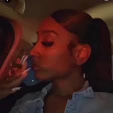 Tiffany Haddish wore her famous 'SNL' dress to the Oscars and SLAYED