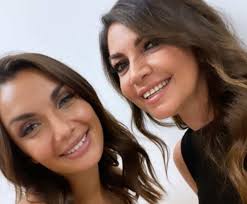 Bellissimo rivela cristina d'avena all'adnkronos. Cristina D Avena Ed Elettra Lamborghini Due Bellezze Diverse Foto Insieme