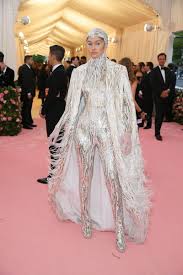 Met Gala 2019 Red Carpet The Best Dressed Met Gala Dresses Met Gala Outfits Gala Outfit