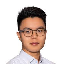 Yesterday, I officially graduated from HKU Business School and HKU Law. I  want to say thanks to folks who have inspired and mentored me as well as  those who have challenged and